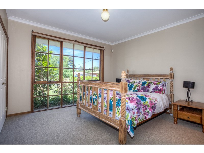 14 Manifold Road, Woodend VIC 3442