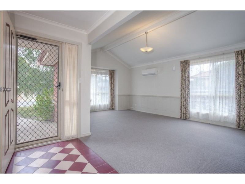1 Barbara Street, Woodend VIC 3442