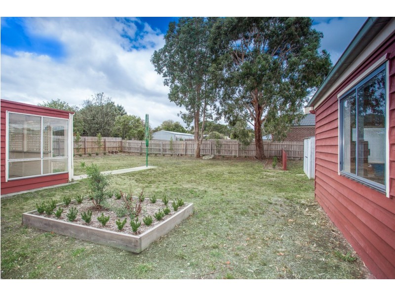 1 Barbara Street, Woodend VIC 3442