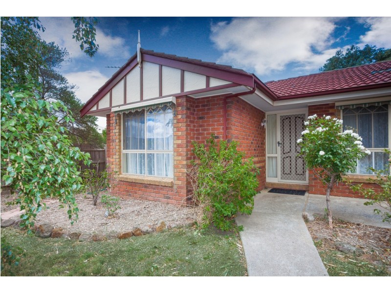 1 Barbara Street, Woodend VIC 3442