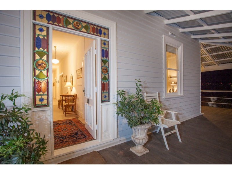 45 High Street, Woodend VIC 3442