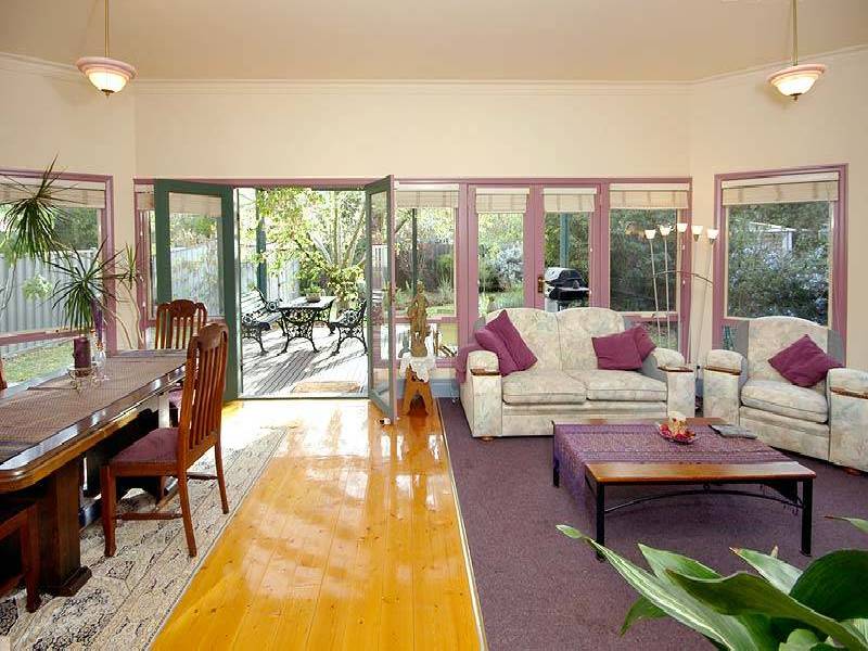 15 Kelvin Road, Alphington VIC 3078