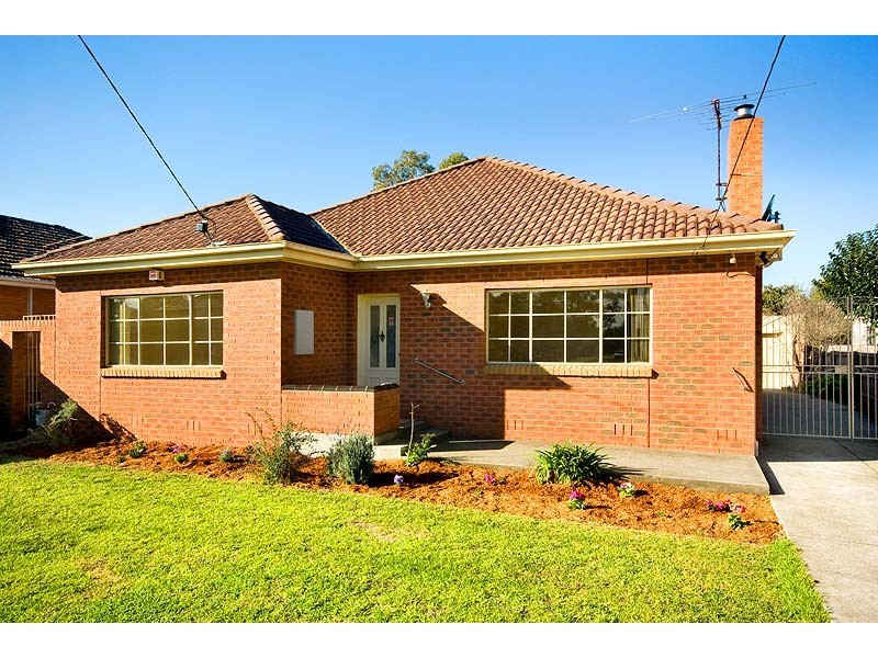 30 Trevannion Street, Glenroy VIC 3046