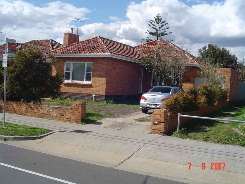 704 Gilbert Road, Preston West VIC 3072