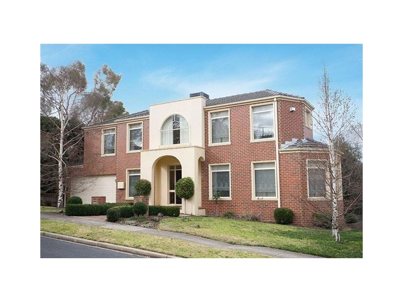 2 Oakhurst Avenue, Heidelberg VIC 3084