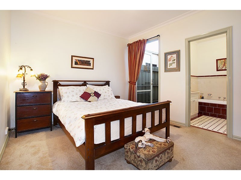 88c Collins Street, Thornbury VIC 3071