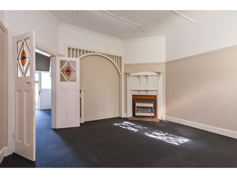 86 Woolton Avenue, Thornbury VIC 3071