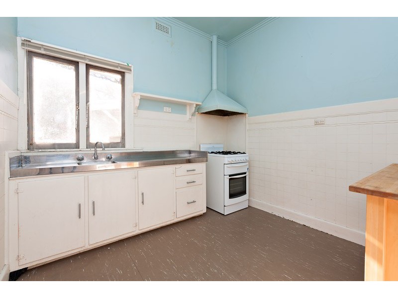 86 Woolton Avenue, Thornbury VIC 3071