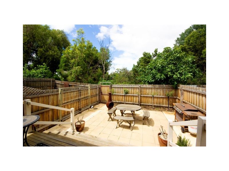 2 Elizabeth Street, Northcote VIC 3070