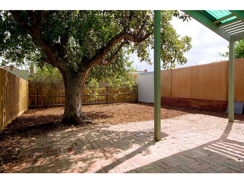 16 Dally Street, Northcote VIC 3070
