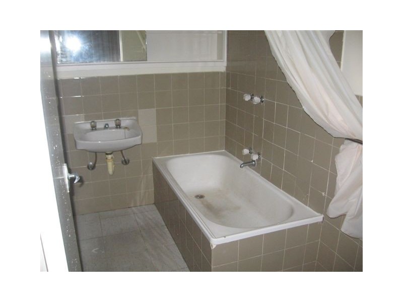 8/11 Kemp Street, Thornbury VIC 3071