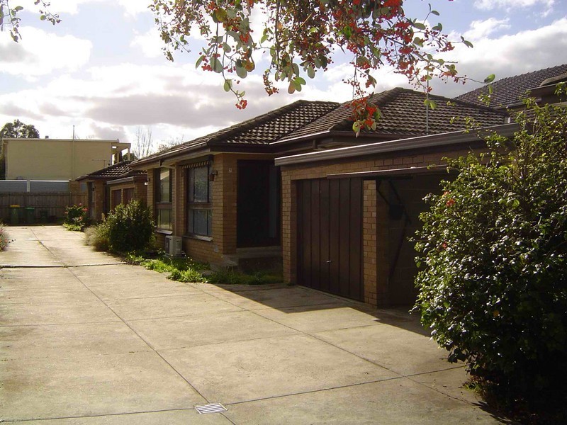 2/79 Flinders Street, Thornbury VIC 3071