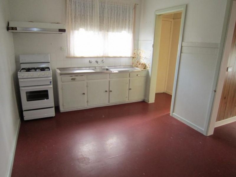 11 Empire Street, Preston VIC 3072