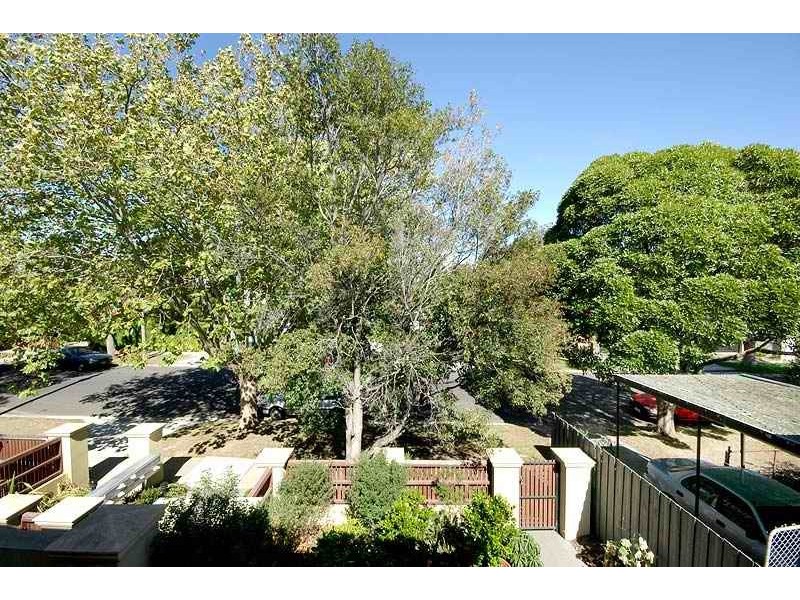 9/5 Christmas Street, Northcote VIC 3070