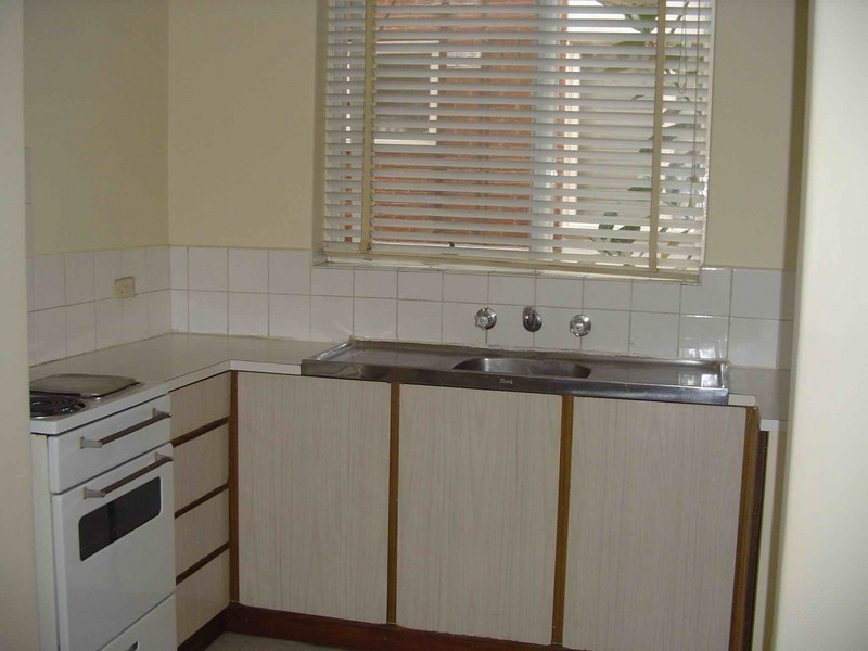 2/131 Emmaline Street, Northcote VIC 3070