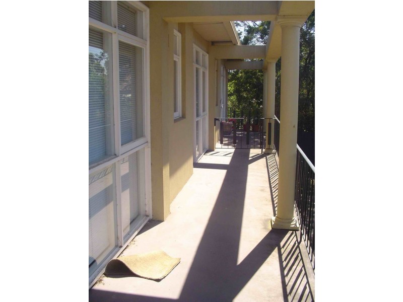 11/5 Christmas Street, Northcote VIC 3070