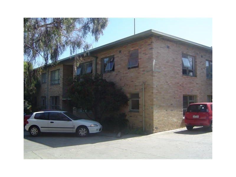 8/125 Separation Street, Northcote VIC 3070
