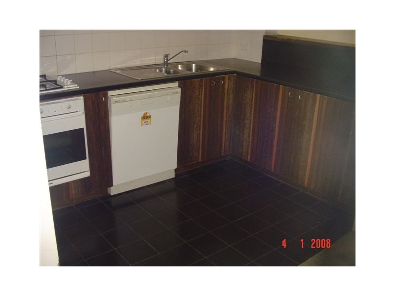 2/205 Cardigan Street, Carlton VIC 3053