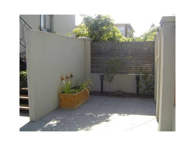 1/54 Pender Street, Thornbury VIC 3071