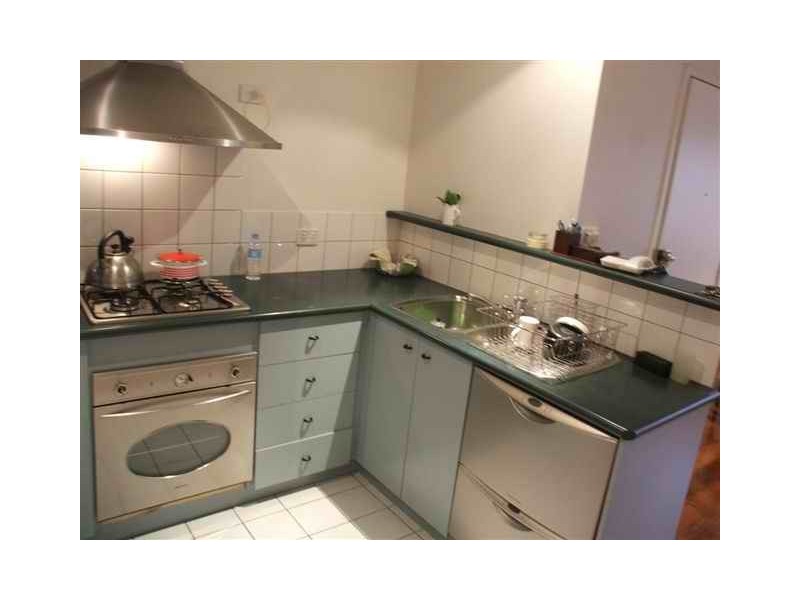 21/8-10 Martin Street, Thornbury VIC 3071