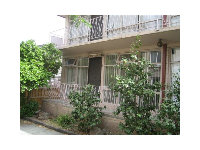 8/33 Woolton Avenue, Thornbury VIC 3071