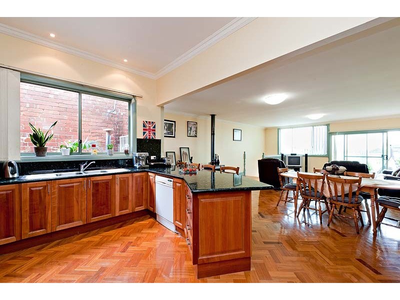 883 High Street, Thornbury VIC 3071