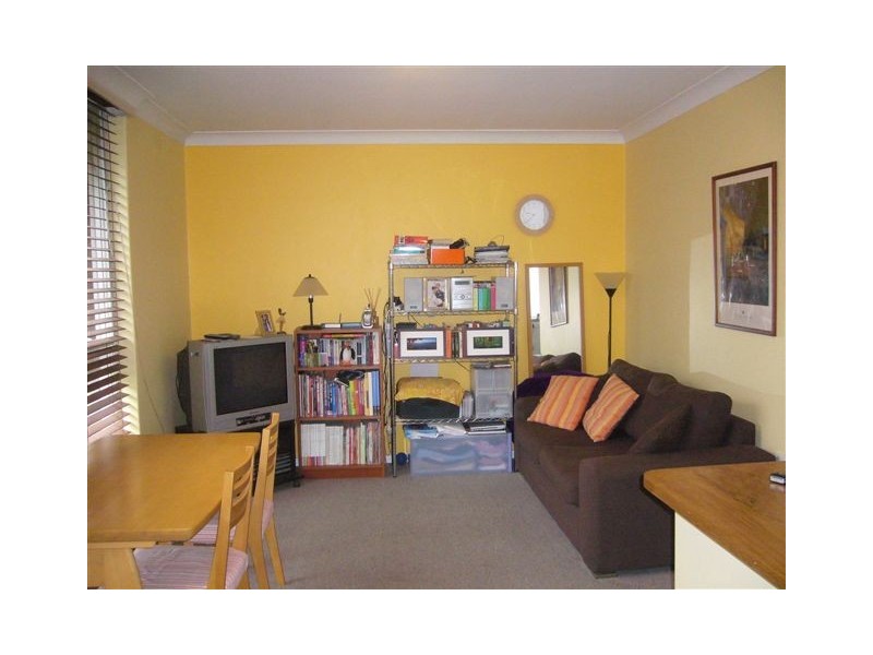 8/2 Albion Street, Brunswick VIC 3056