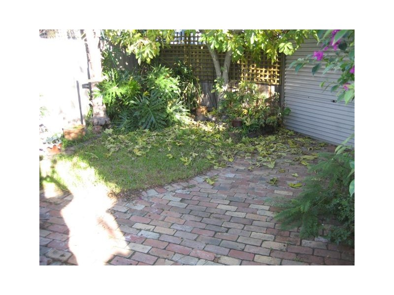 2 Westbourne Grove, Northcote VIC 3070