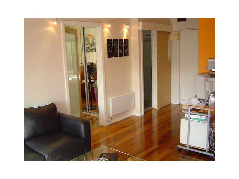 8/6 Francis Grove, Thornbury VIC 3071