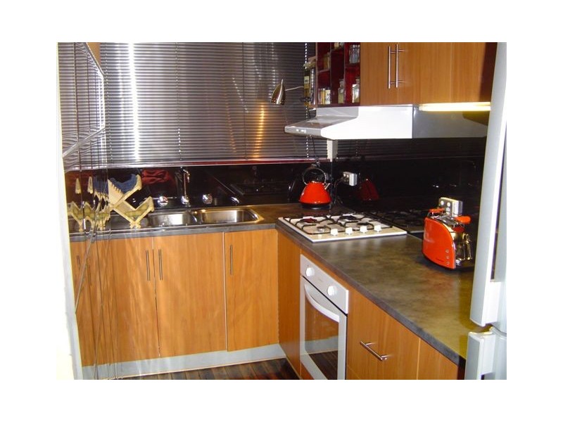 8/6 Francis Grove, Thornbury VIC 3071