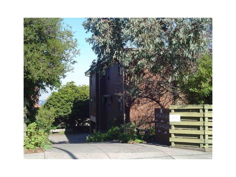 6/174a Clarke Street, Northcote VIC 3070