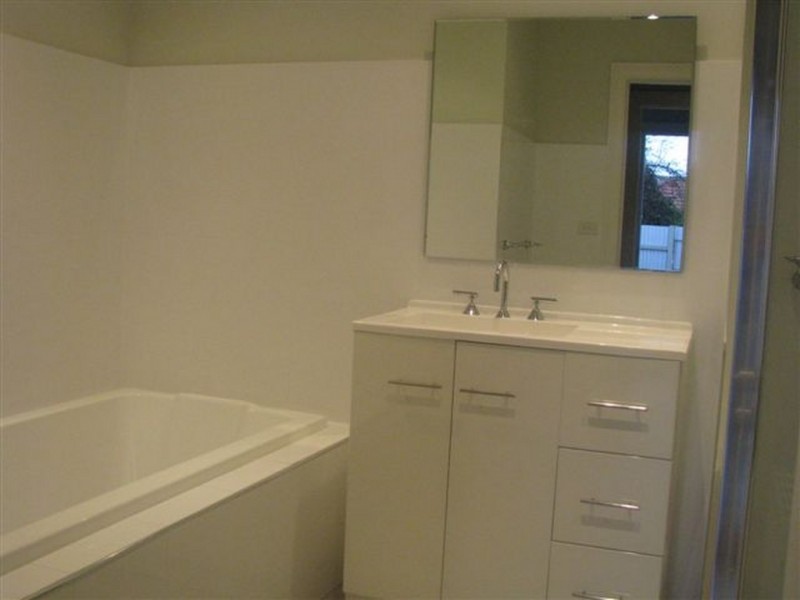 52 Elm Street, Northcote VIC 3070