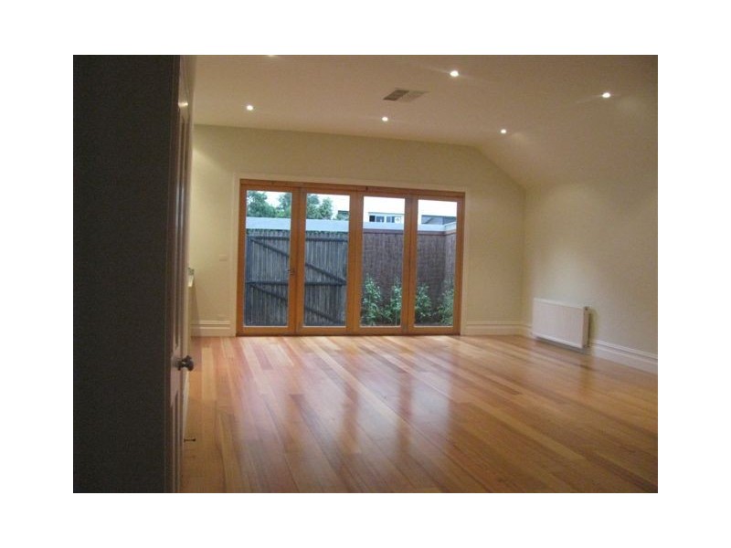 52 Elm Street, Northcote VIC 3070