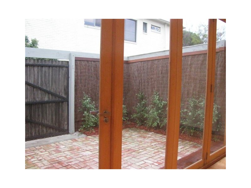 52 Elm Street, Northcote VIC 3070