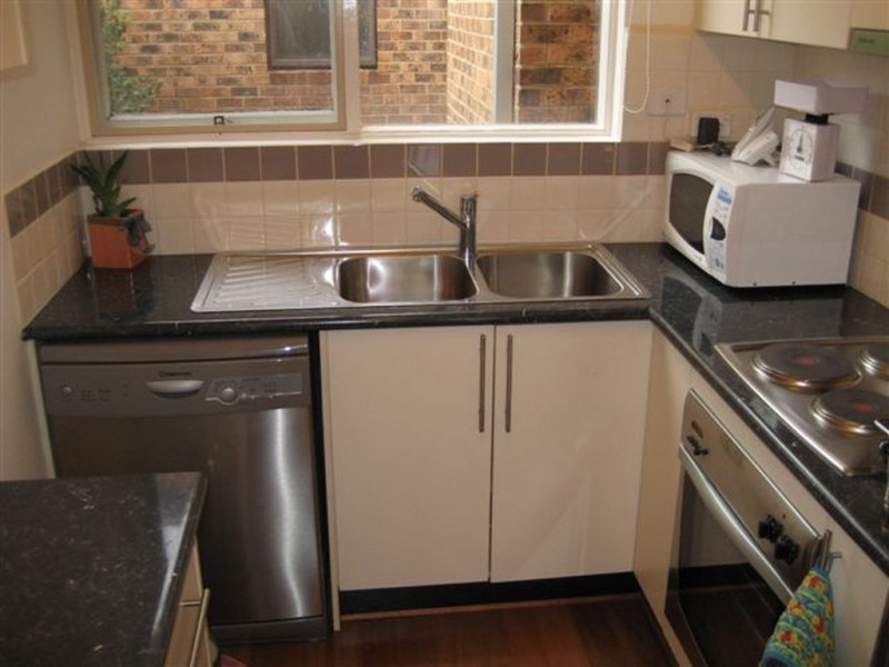 8/4 Wright Street, Clifton Hill VIC 3068