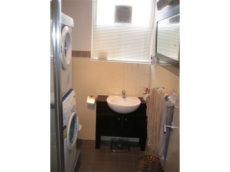 8/4 Wright Street, Clifton Hill VIC 3068