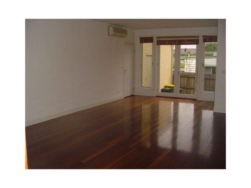 6/1-3  Hammond Street, Thornbury VIC 3071
