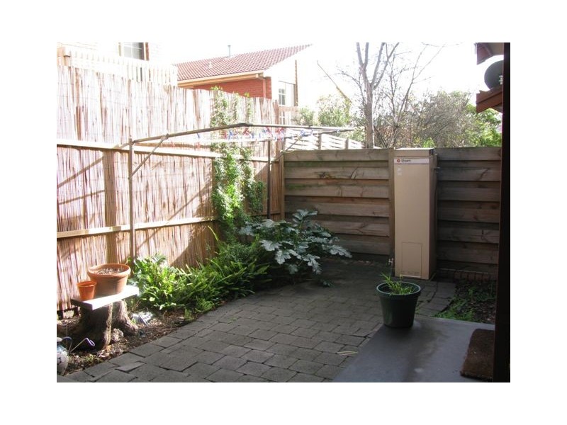 2/54 Banksia Street, Heidelberg VIC 3084