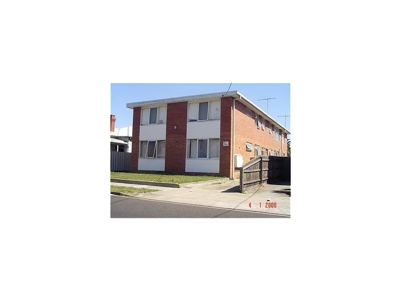 2/32 Woolton Avenue, Thornbury VIC 3071