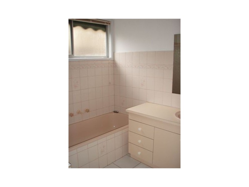 17 Lewis Street, Thornbury VIC 3071