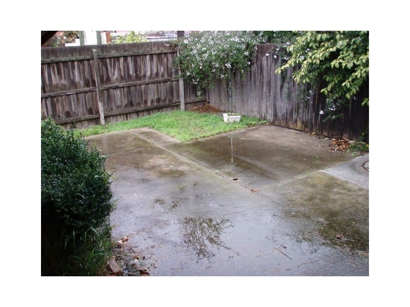 17 Lewis Street, Thornbury VIC 3071