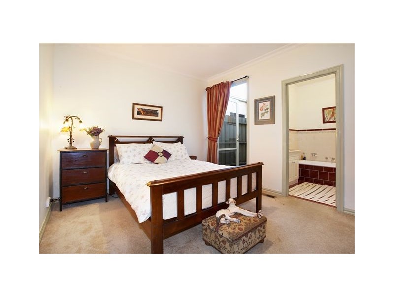 88c Collins Street, Thornbury VIC 3071