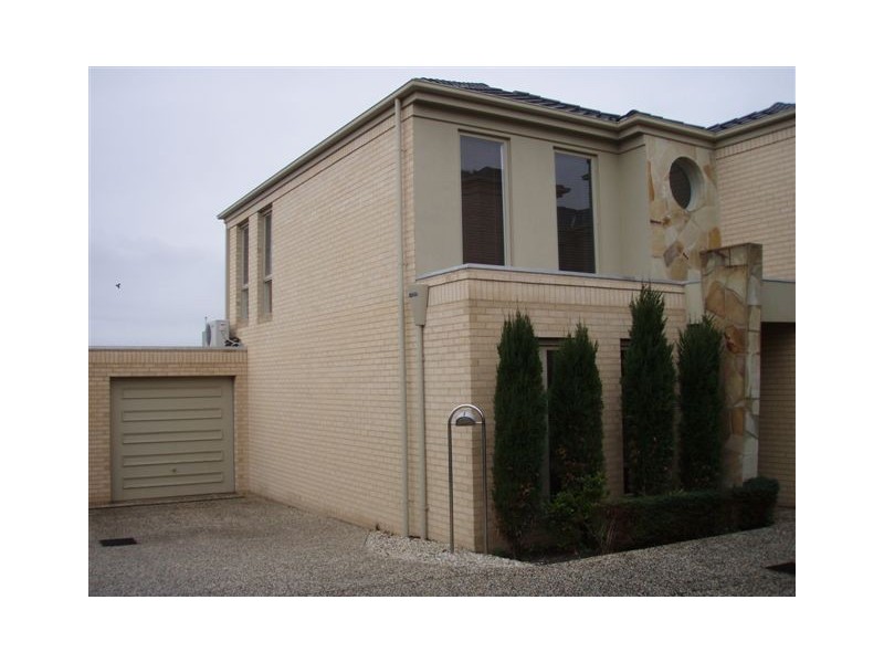 6/1-3 Hammond Street, Thornbury VIC 3071