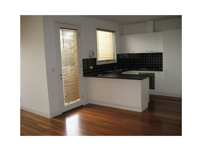 6/1-3 Hammond Street, Thornbury VIC 3071