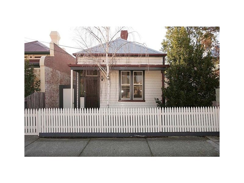 6 Beaconsfield Parade, Northcote VIC 3070