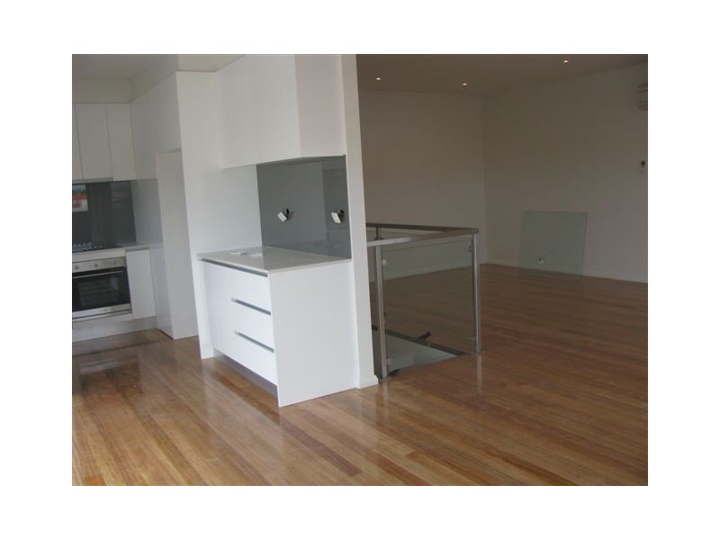 2/538 High Street, Thornbury VIC 3071