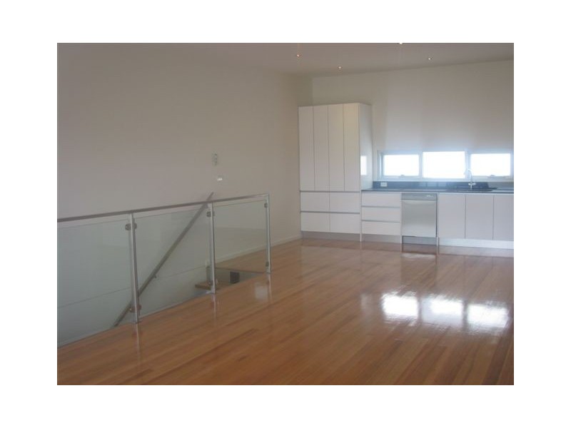 20/108 Queens Parade, Clifton Hill VIC 3068