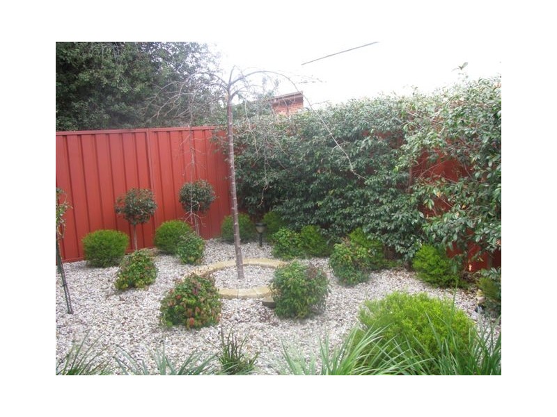 4/69  Holmes Street, Brunswick VIC 3056