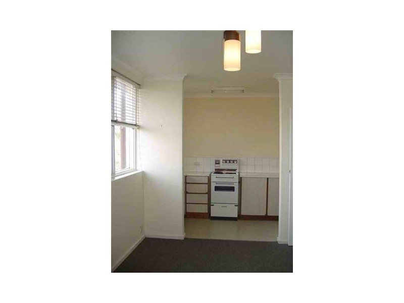 6/131 Emmaline Street, Northcote VIC 3070