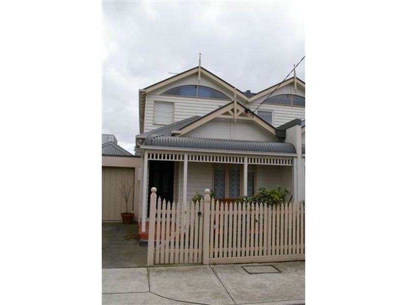 1/1 Knowles Street, Northcote VIC 3070